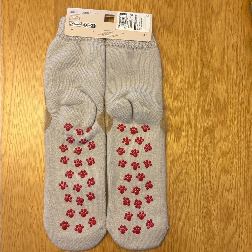 M&S Spencer Bear Slipper Socks with Grippers - Picture 5 of 6